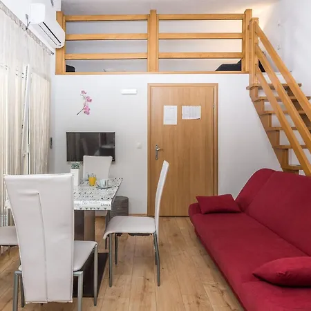 Galic 2 By Interhome
